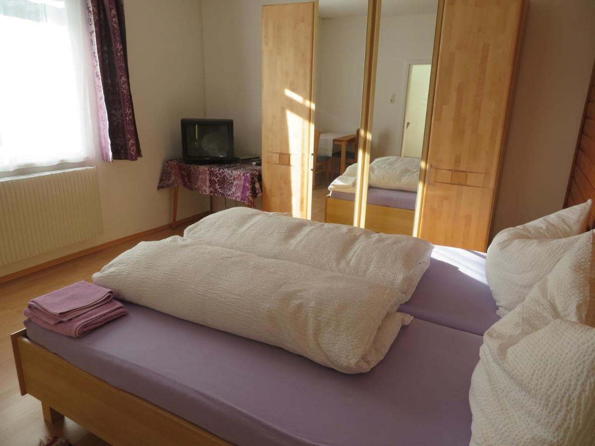 Haus Irmi Bed and Breakfast Κνίτελφελντ Εξωτερικό φωτογραφία